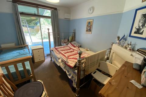 1 bedroom maisonette for sale - Staines Road, FELTHAM, Greater London, TW14