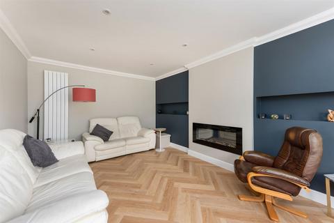 53 Sanderling Road, Herne Bay, CT6 6HE