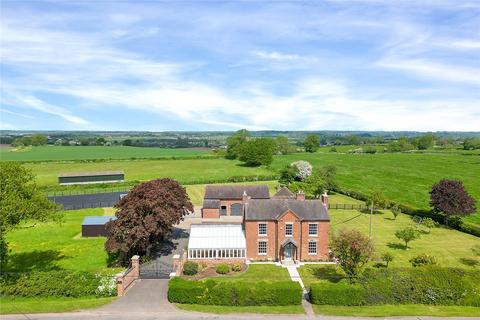 4 bedroom equestrian property for sale, Hill House, Snarestone