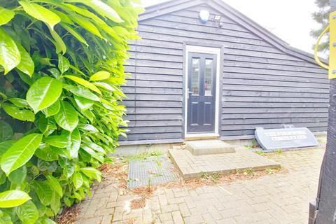 Property to rent, Orsett Fruit Farm, Orsett Road, Orsett, RM16