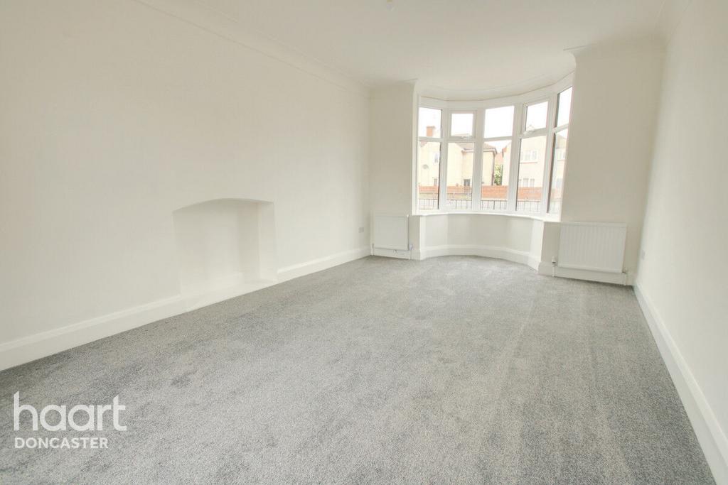 Warmsworth Road, Balby, Doncaster 4 bed detached house £250,000