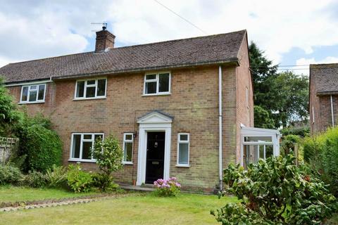 7 Hammer Hill, Haslemere, GU27 3QY