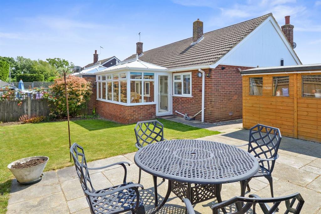 Princess Road, Tankerton, Whitstable 2 bed semidetached bungalow for