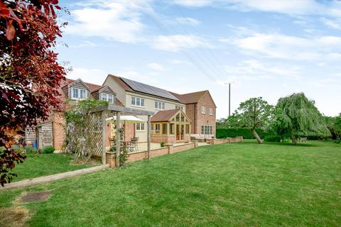 5 bedroom detached house for sale, Link End Road, Corse Lawn, Worcestershire, GL19