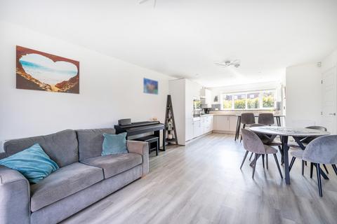 4 bedroom detached house for sale - Sorrel Close, Lindfield
