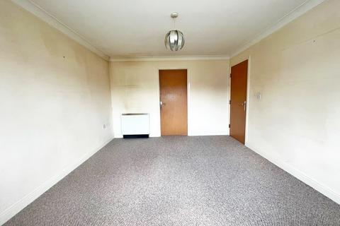 2 bedroom apartment to rent, Thorneycroft Drive, Warrington