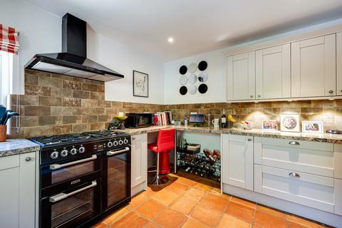 4 bedroom barn conversion for sale - Lea Hall Mews, Lea By Backford, Chester