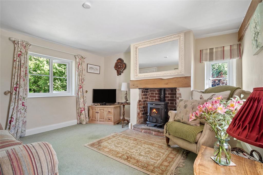 Bridport, Dorset 2 bed detached house for sale £395,000