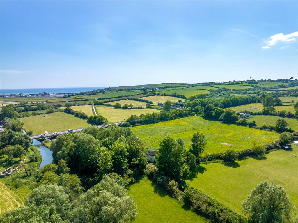 Bridport, Dorset 2 bed detached house for sale £395,000