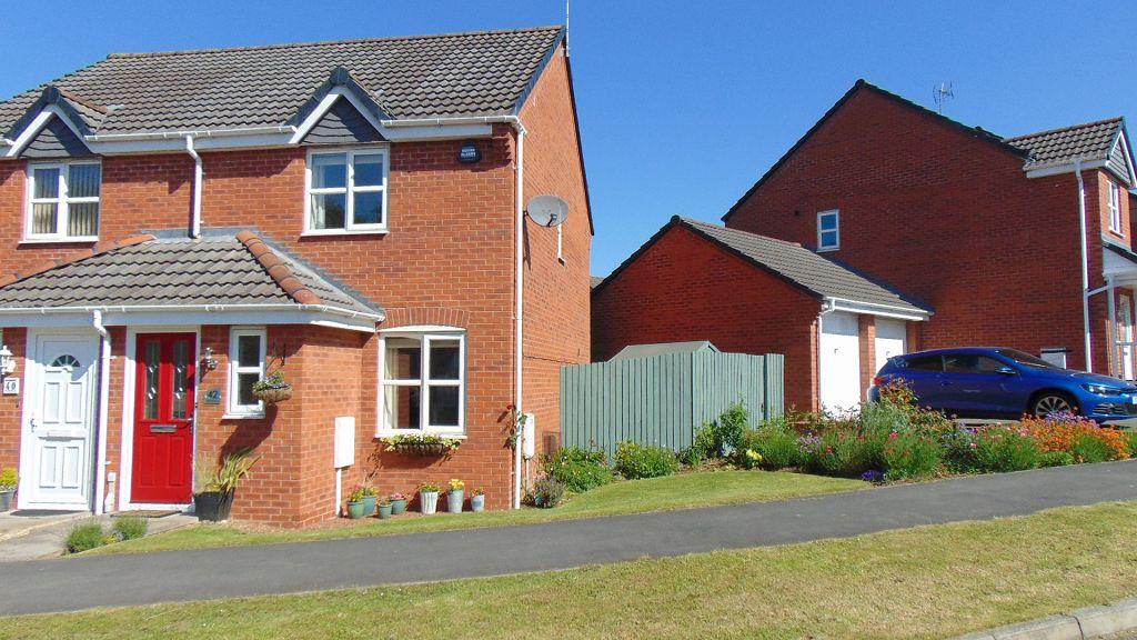 Pipistrelle Way, Oadby, Leicester... 2 bed semidetached house £950