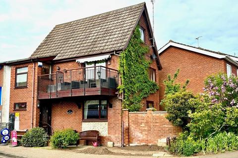3 bedroom semi-detached house to rent - Lower Street, Horning