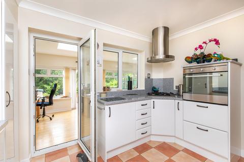 30 Goring Field, Winchester, SO22 5NH