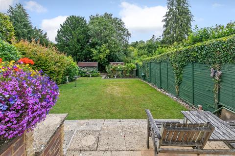 30 Goring Field, Winchester, SO22 5NH