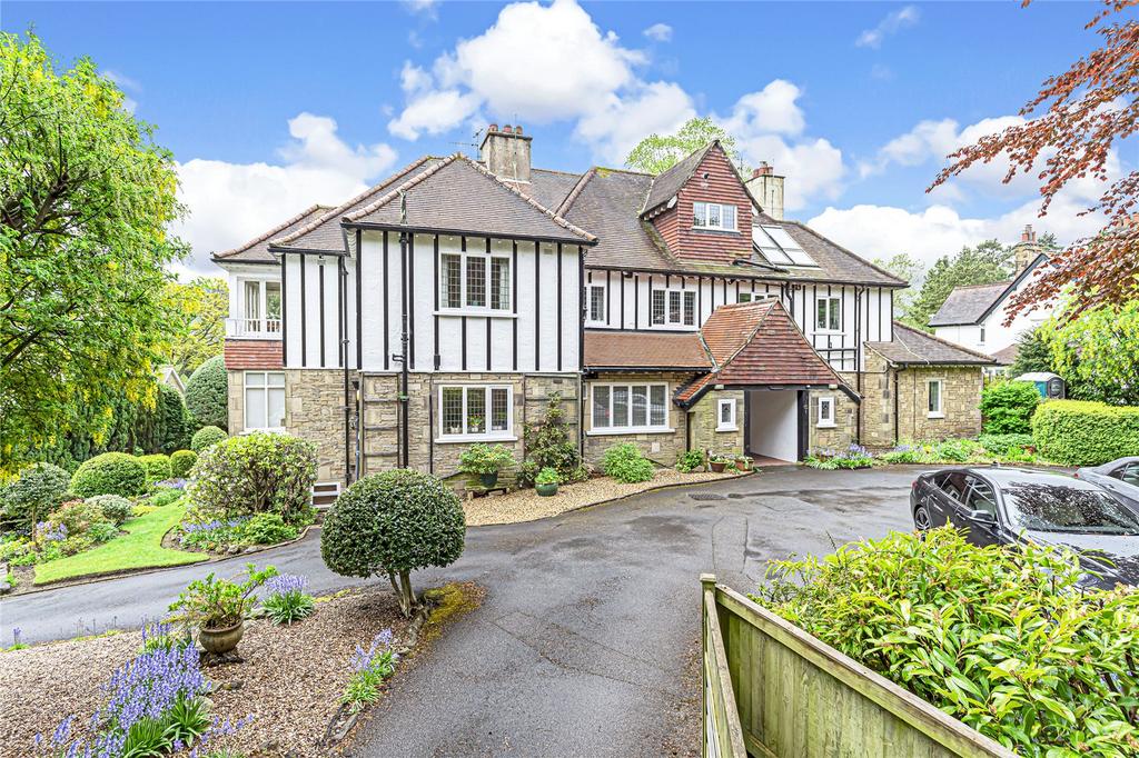 Rupert Road, Ilkley, West Yorkshire, LS29 2 bed flat for sale £395,000