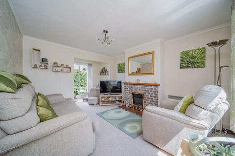16 Newleaze, Steeple Ashton, Trowbridge, BA14 6EF