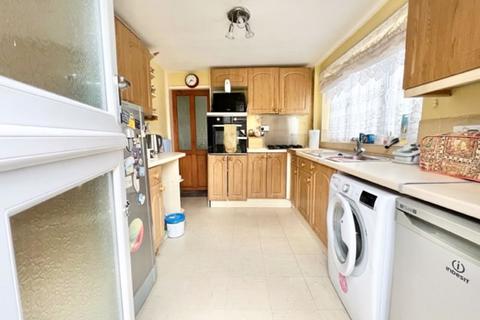 66 Elsenham Road, Grimsby, DN31 2QR