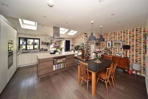 44 Boothfields, Knutsford, WA16 8JU