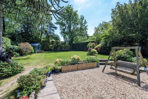 4 bedroom detached house for sale - London Road, Adlington