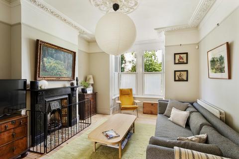 129 Capel Road, London, E7 0JT
