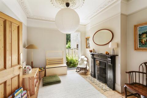 129 Capel Road, London, E7 0JT