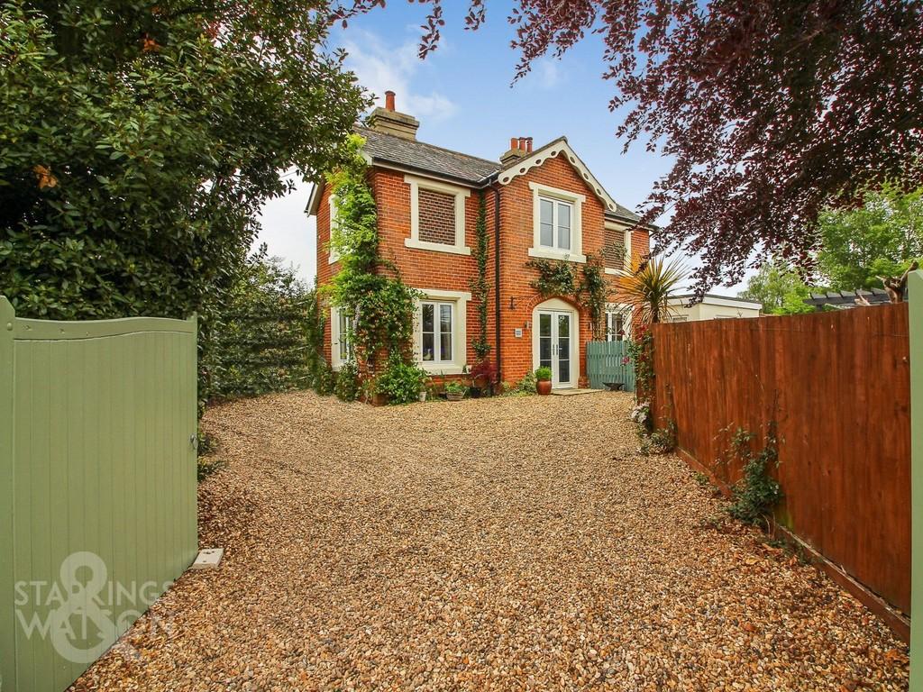 The Street, Rushall, Diss 3 bed semidetached house for sale £375,000