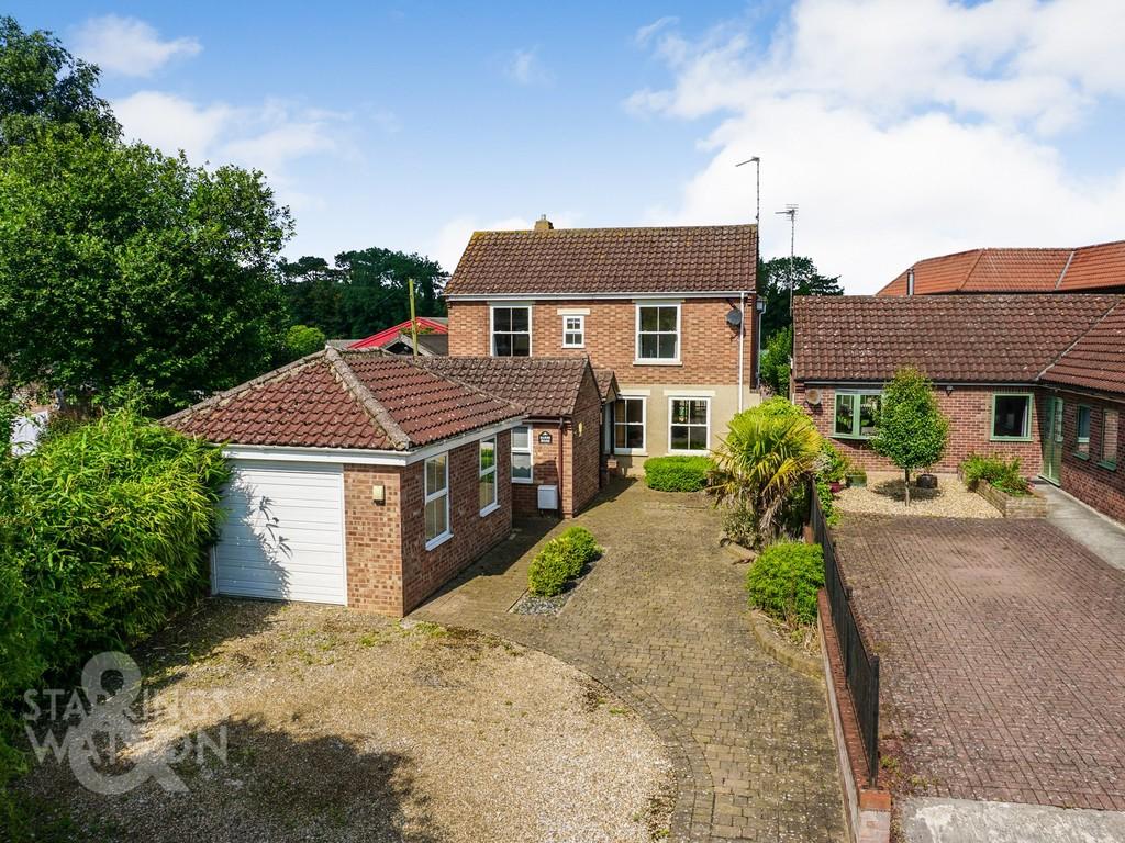 Reedham Road, Acle, Norwich 4 bed detached house for sale £400,000