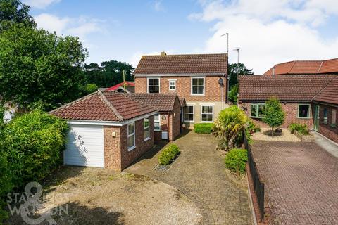 4 bedroom detached house for sale, Reedham Road, Acle, Norwich