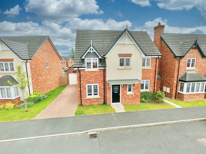 Damson Way, Hinstock, Market Drayton 4 bed detached house for sale £