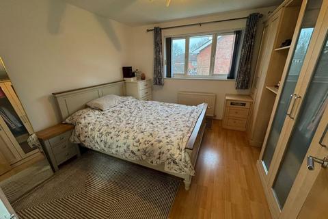 16 Vicarage Close, Northolt, UB5 5AD