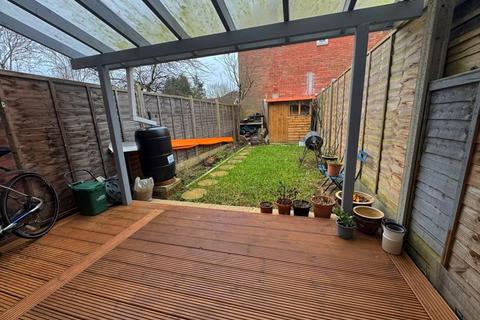 16 Vicarage Close, Northolt, UB5 5AD