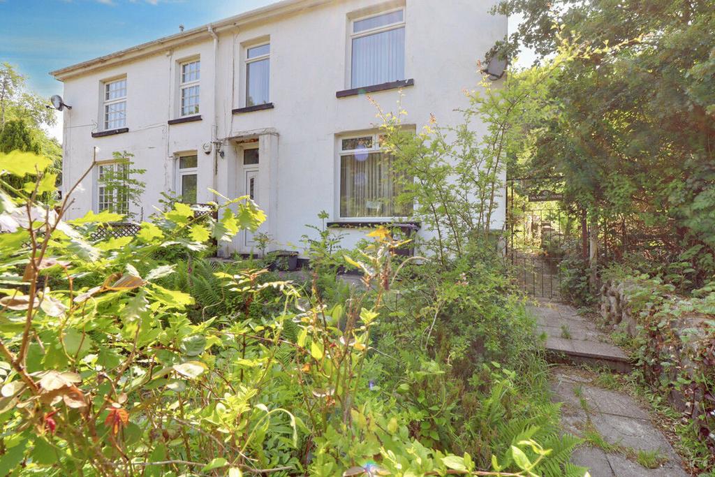Cwmavon, Pontypool 2 bed cottage £190,000
