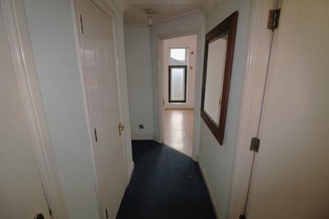 2 bedroom flat for sale, Craig House, West Ealing