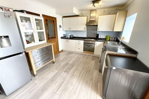 24 Newman Drive, Sheffield, S9 1LZ