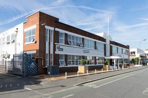 Industrial unit to rent - 8 Lombard Road, London SW19