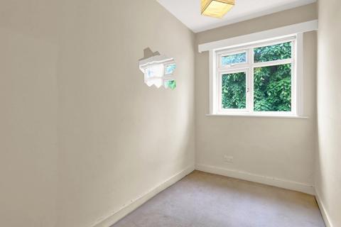 38 Airedale Road, London, W5 4SD