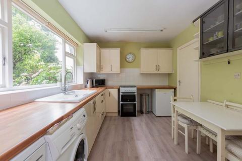 4 bedroom detached house for sale - Alice Lane, Burnham SL1