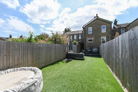 12 Burnham Road, Dartford, DA1 5AL