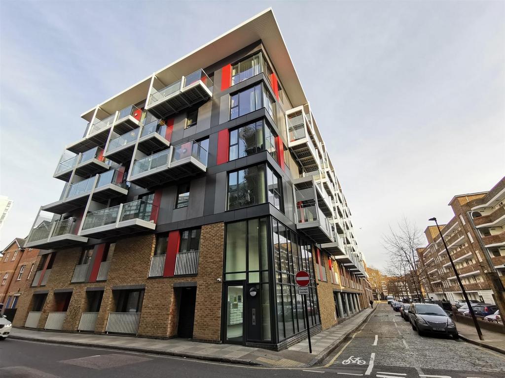 62f622861caec40014cf3673 575c3277313f802ee2856772a