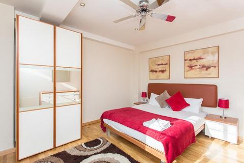 1 bedroom flat to rent, Roland Gardens, South Kensington, SW7 3RU
