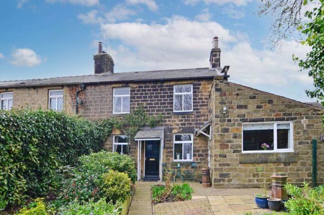 Front of House 2.jpeg