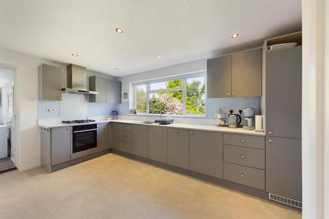 24 Compit Hills, Cromer, NR27 9LJ