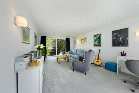 24 Compit Hills, Cromer, NR27 9LJ