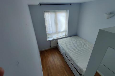 2 bedroom flat to rent, Hunter Lodge, Maida Vale
