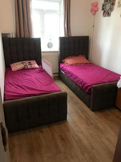 2 bedroom house share to rent, Edgware Road, London, W2 1EG