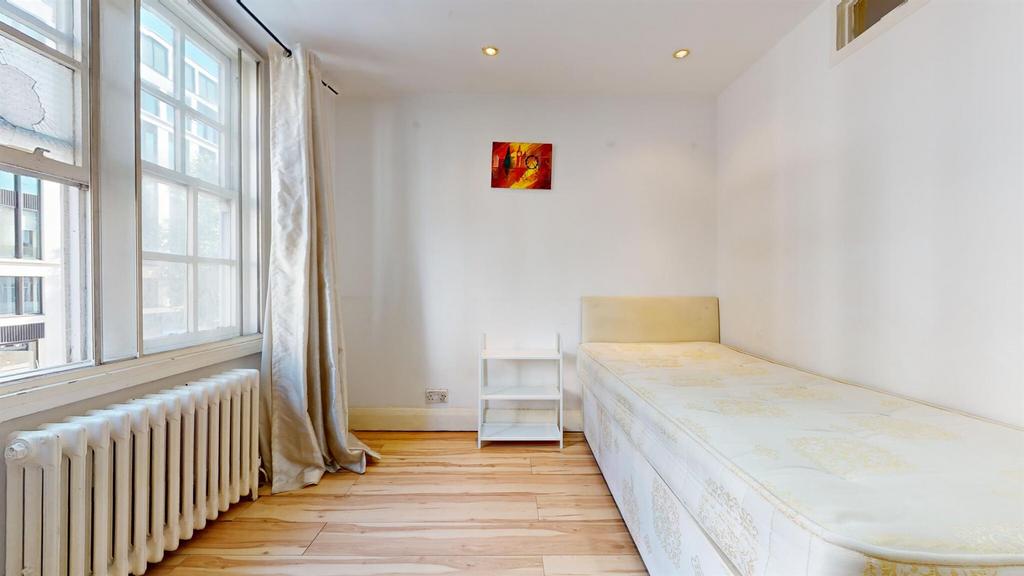 Edgware Road, London 2 bed apartment to rent £2,492 pcm (£575 pw)