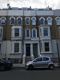 1 bedroom flat to rent, Cornwall Crescent, London