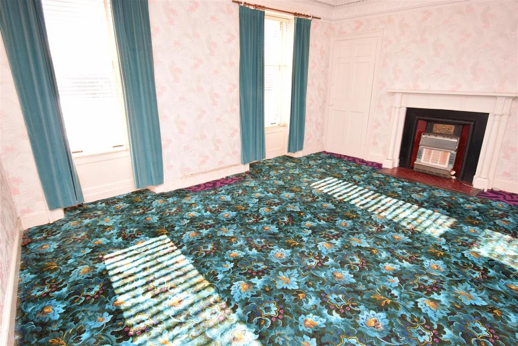 Bedroom first floor.jpg