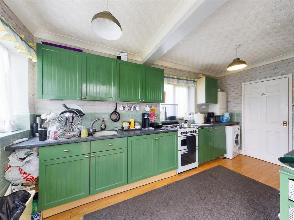 Kingston Road, Bridlington 2 bed semidetached bungalow for sale £249,950