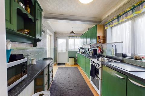 2 bedroom semi-detached bungalow for sale, Kingston Road, Bridlington