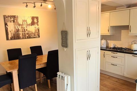 9 Glenview, Tywardreath, Par, PL24 2PR
